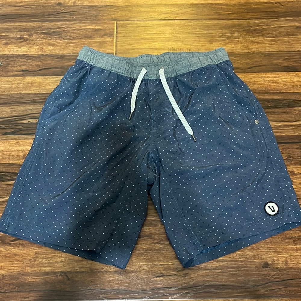 Vuori Kore Shorts Mens Size S